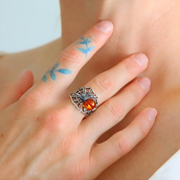Baltic Amber Spider Ring in 925 Sterling Silver - Adjustable Size - Picture 4 of 6